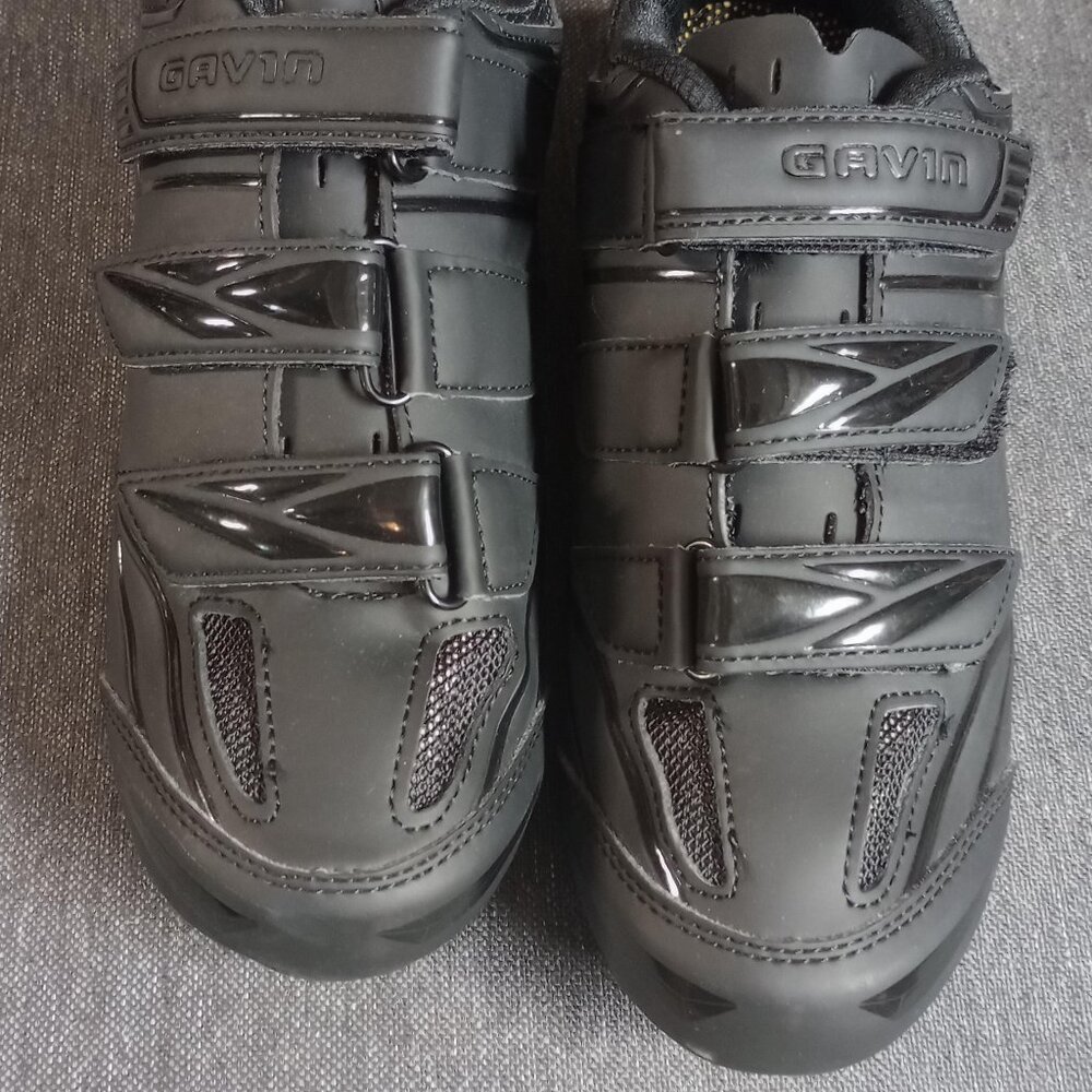 NWOT Gavin Road Cycling Shoe 2or3 hole cleat compatible, Unisex  Women 6.5men 5